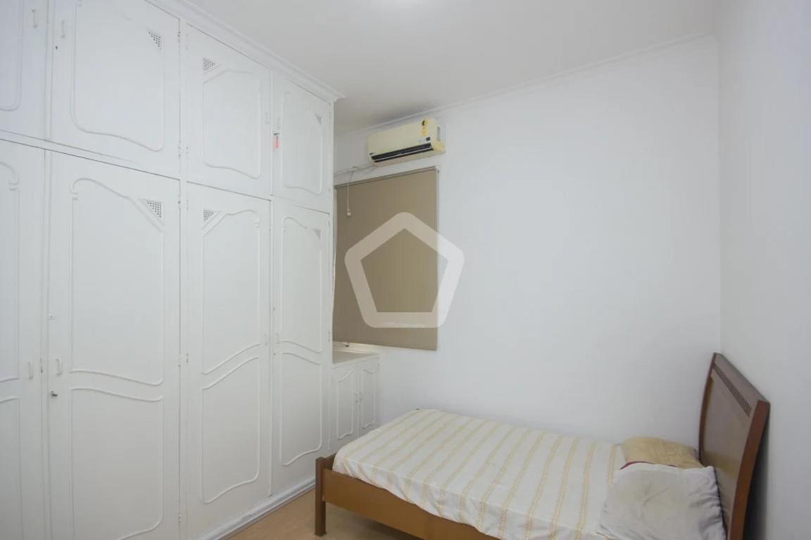 Real 337 - Com 3 Quartos Em Copacabana